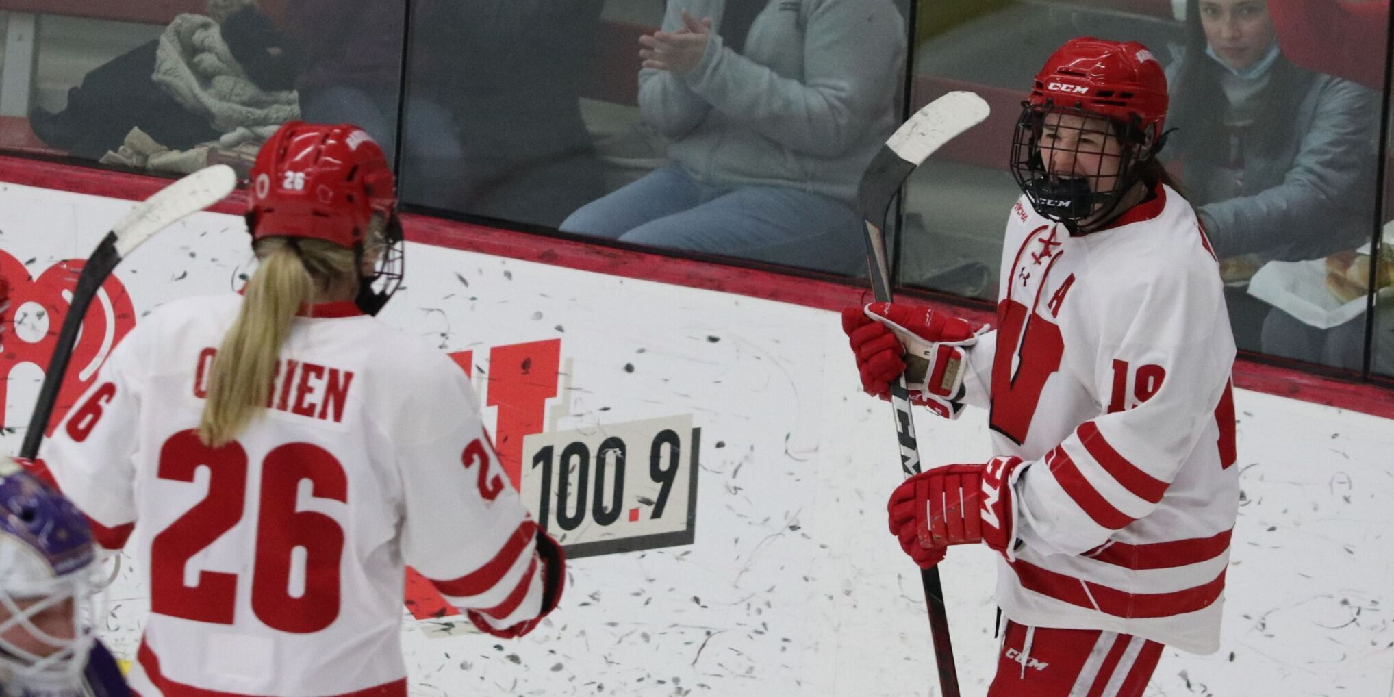 How the Wisconsin top line outmaneuvered Minnesota State, helping Daryl Watts climb the scoring chart